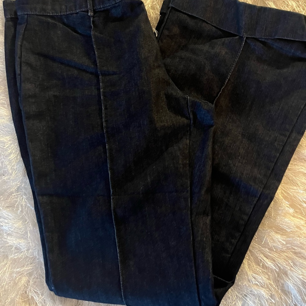 Daisy Fuentes Dark Wash Jeans